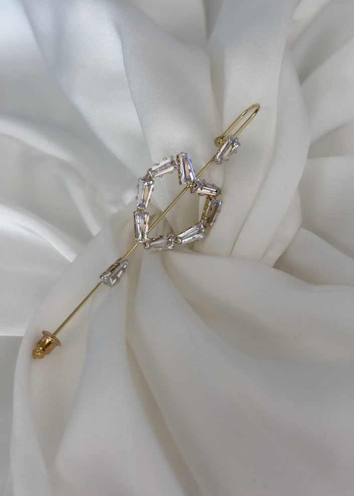 Pin Ear cuff corazon