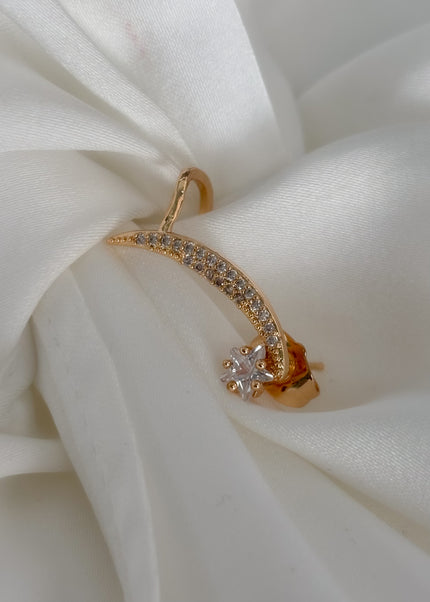 Pin Ear cuff luna y estrella dorado