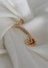 Pin Ear cuff luna y estrella dorado
