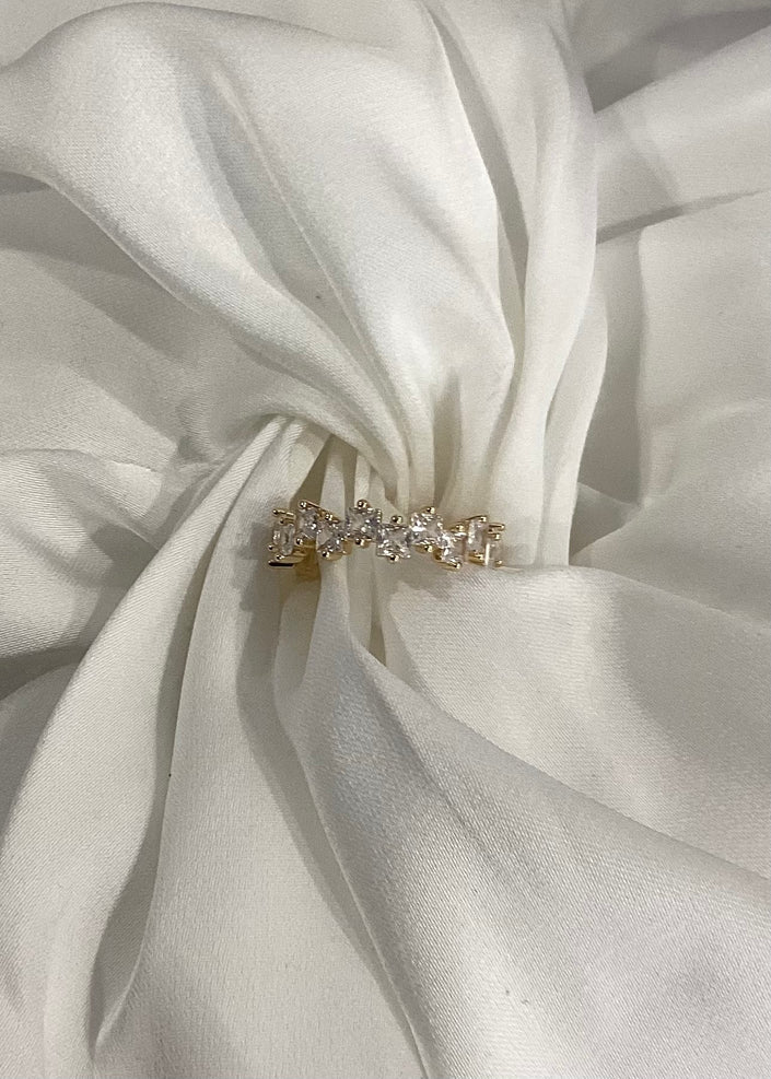 Anillo cubos desiguales con zirconias