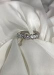 Anillo chunky con cubos y corazón al centro