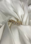 Anillo con triángulos y mini perlas