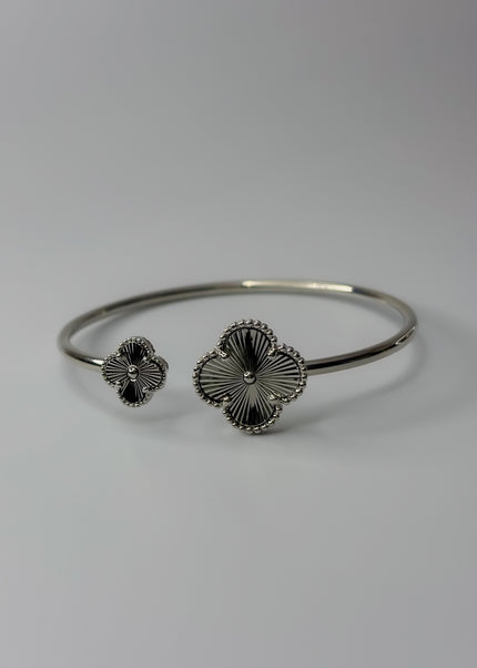 brazalete trebol liso