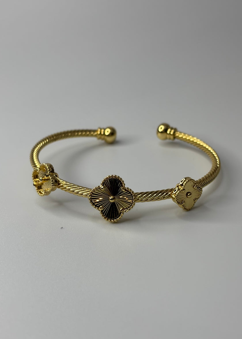 brazalete trebol textura