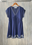 Vestido corto con tejido