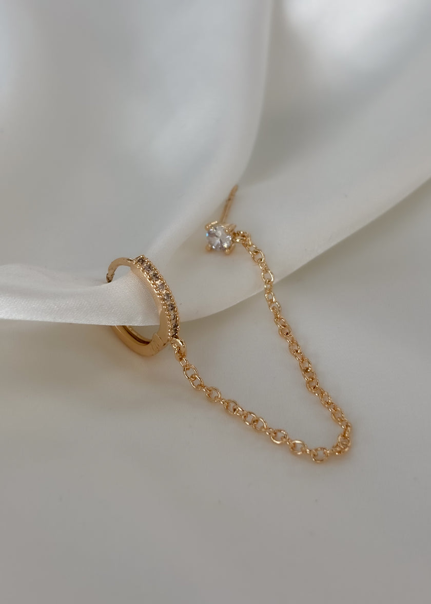 Arete arracada con cadena y brillo