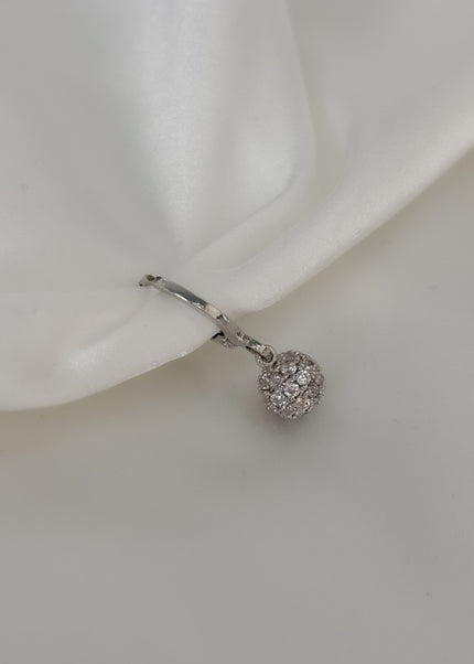 Arracada con mini esfera de brillos