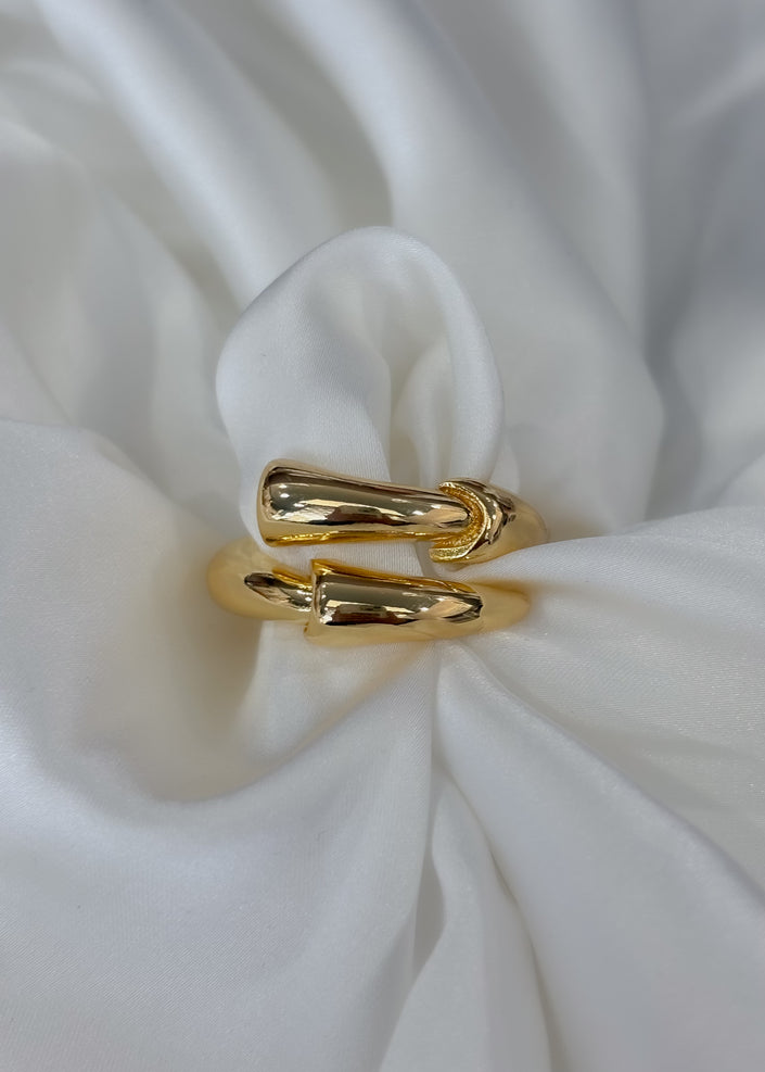 Anillo chunky flecha