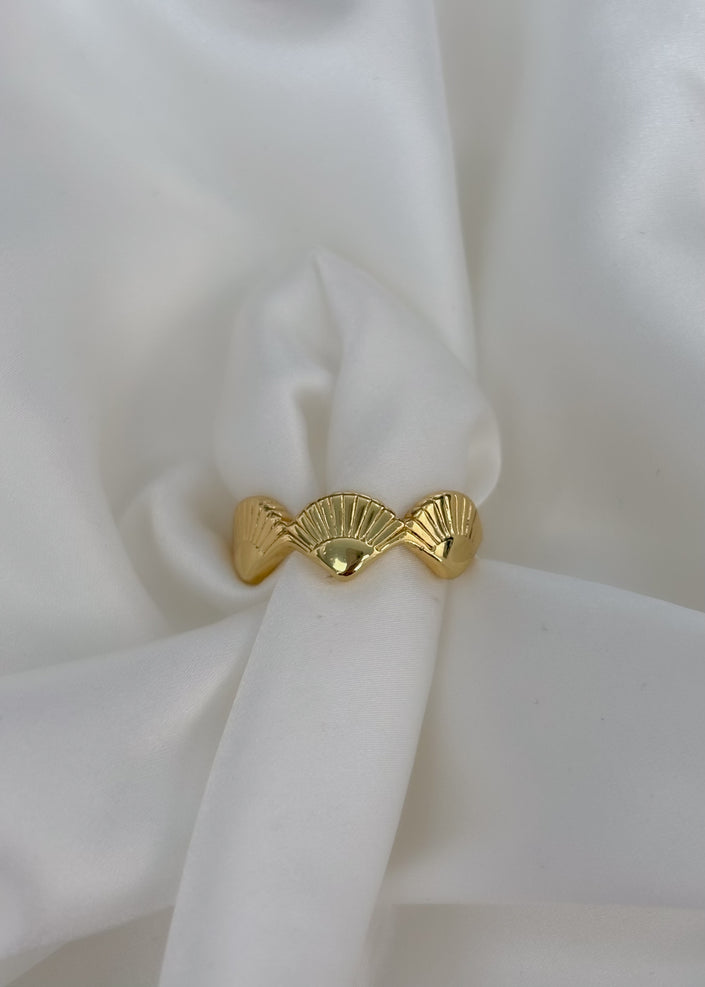 Anillo tres Conchitas