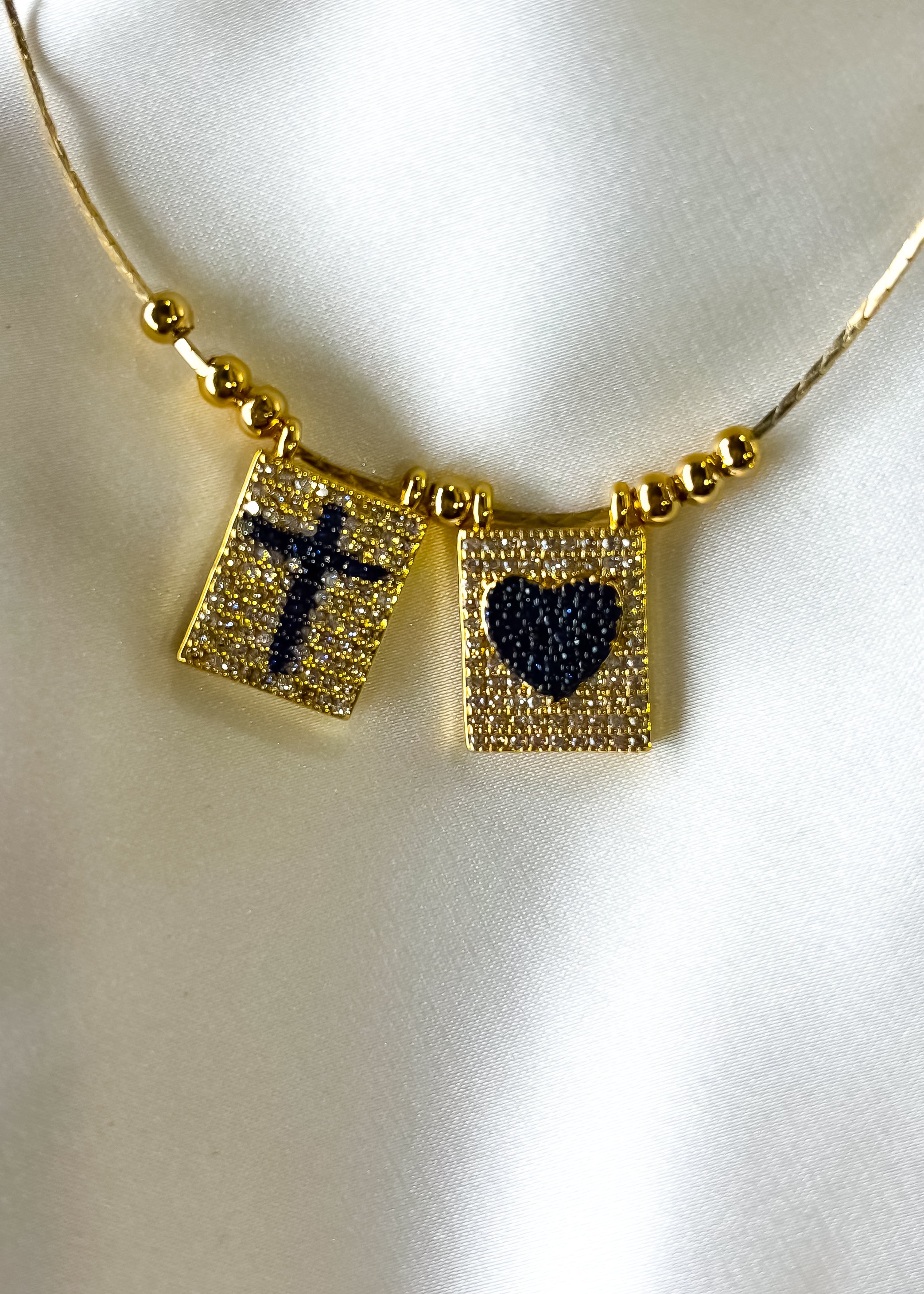 Cadena corazón y cruz