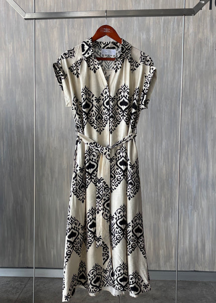 Vestido camisero grecas