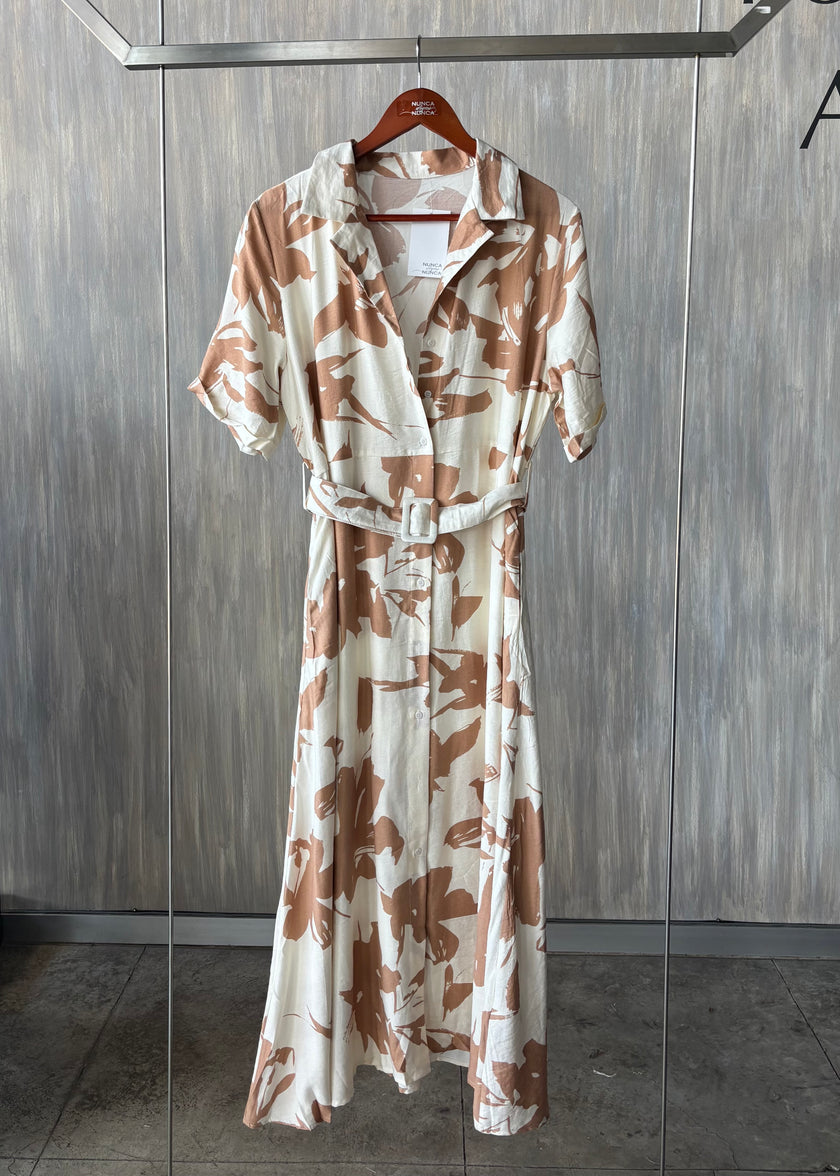 Vestido camisero con figuras