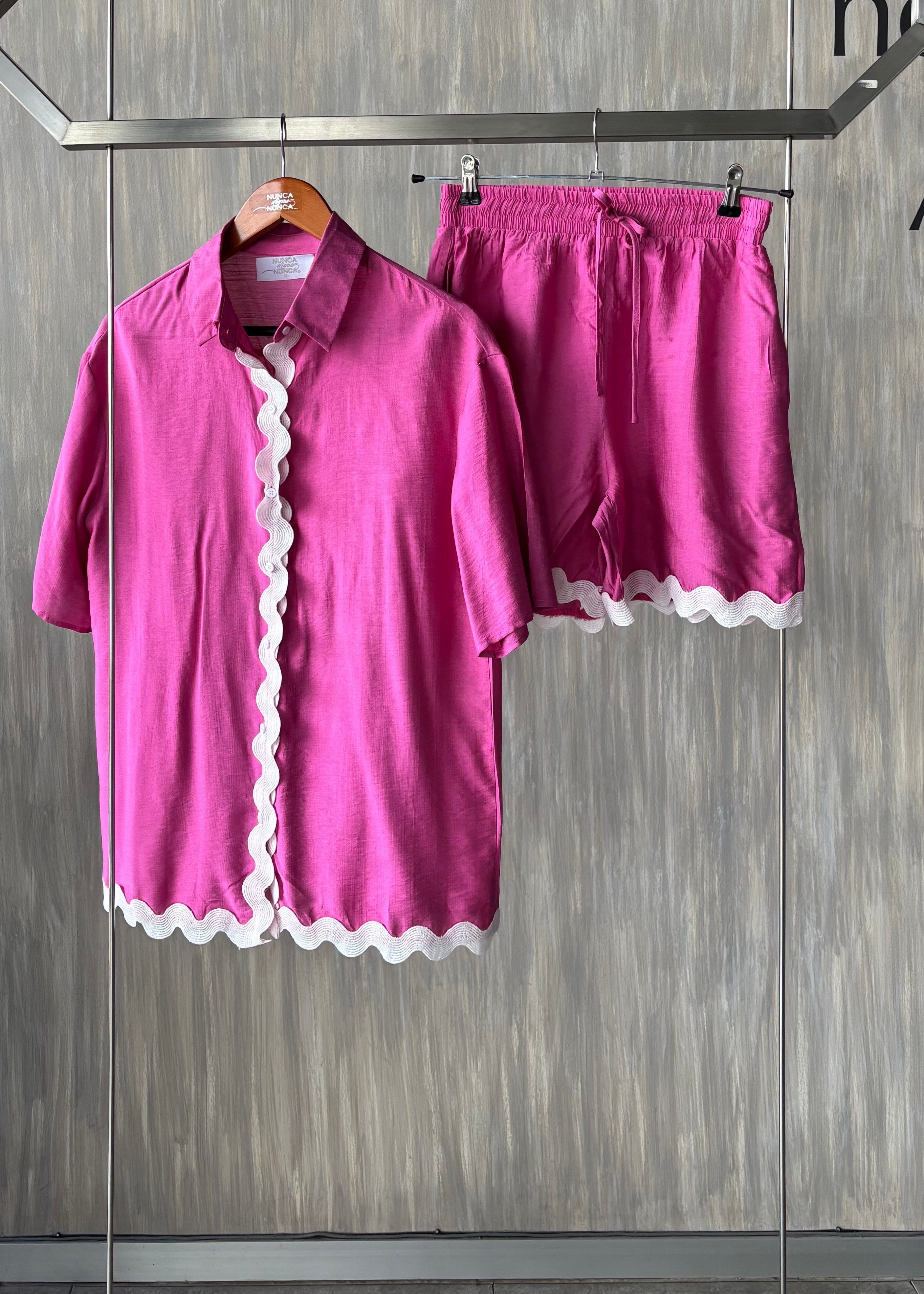 Conjunto blusa y short con olanes