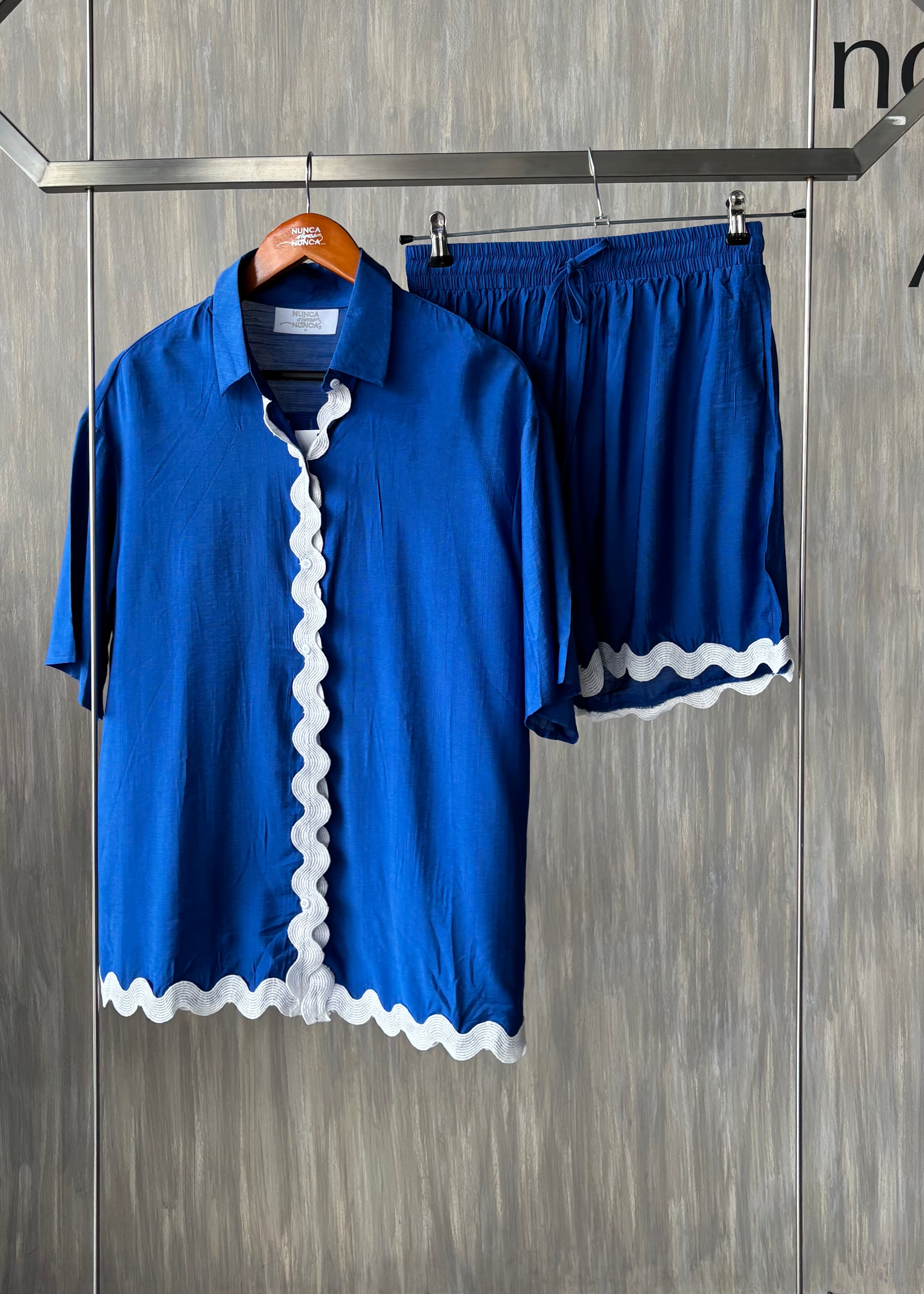 Conjunto blusa y short con olanes
