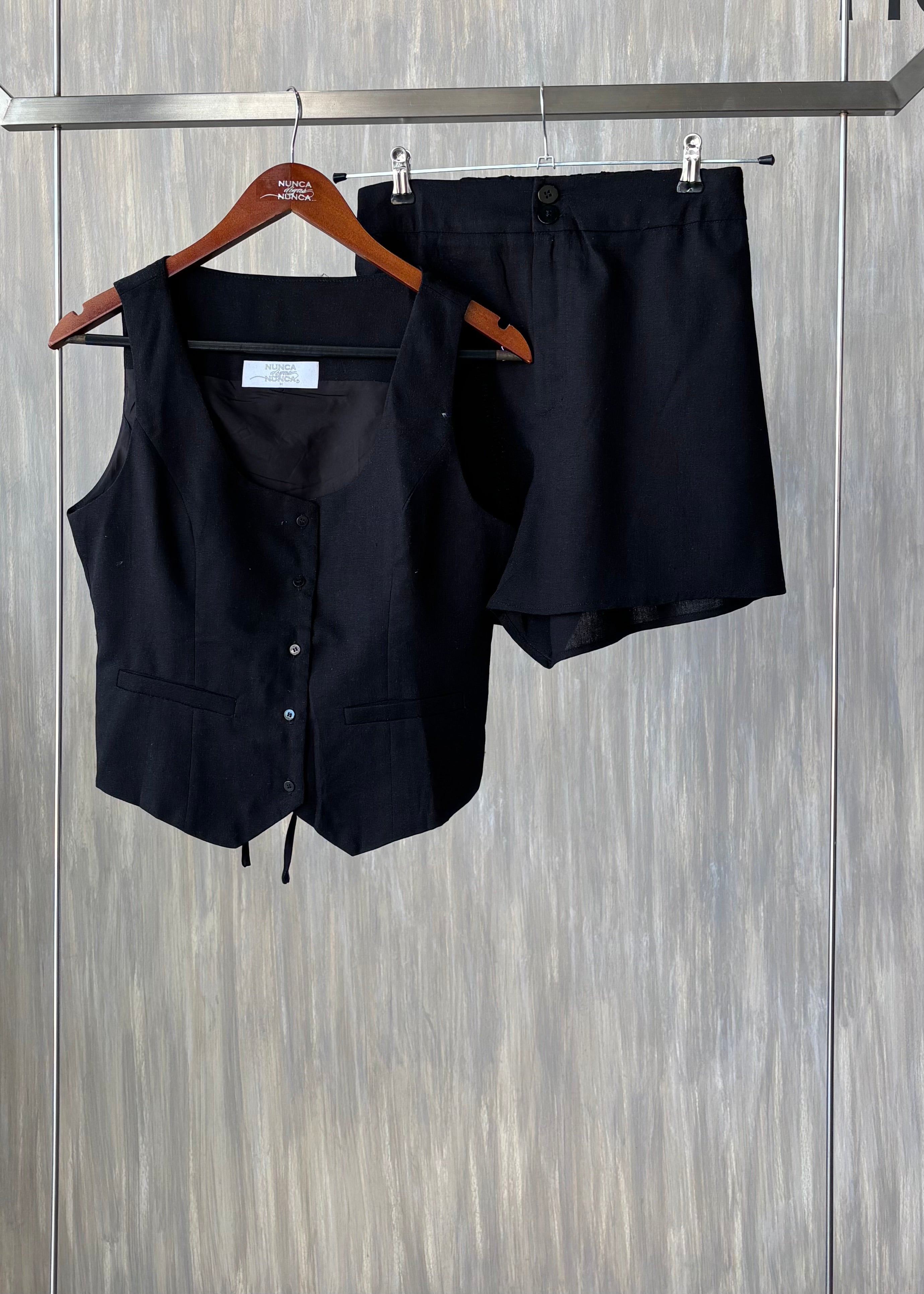 Conjunto chaleco y short