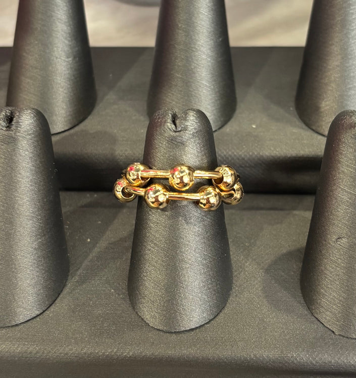 Anillo línea de esferas