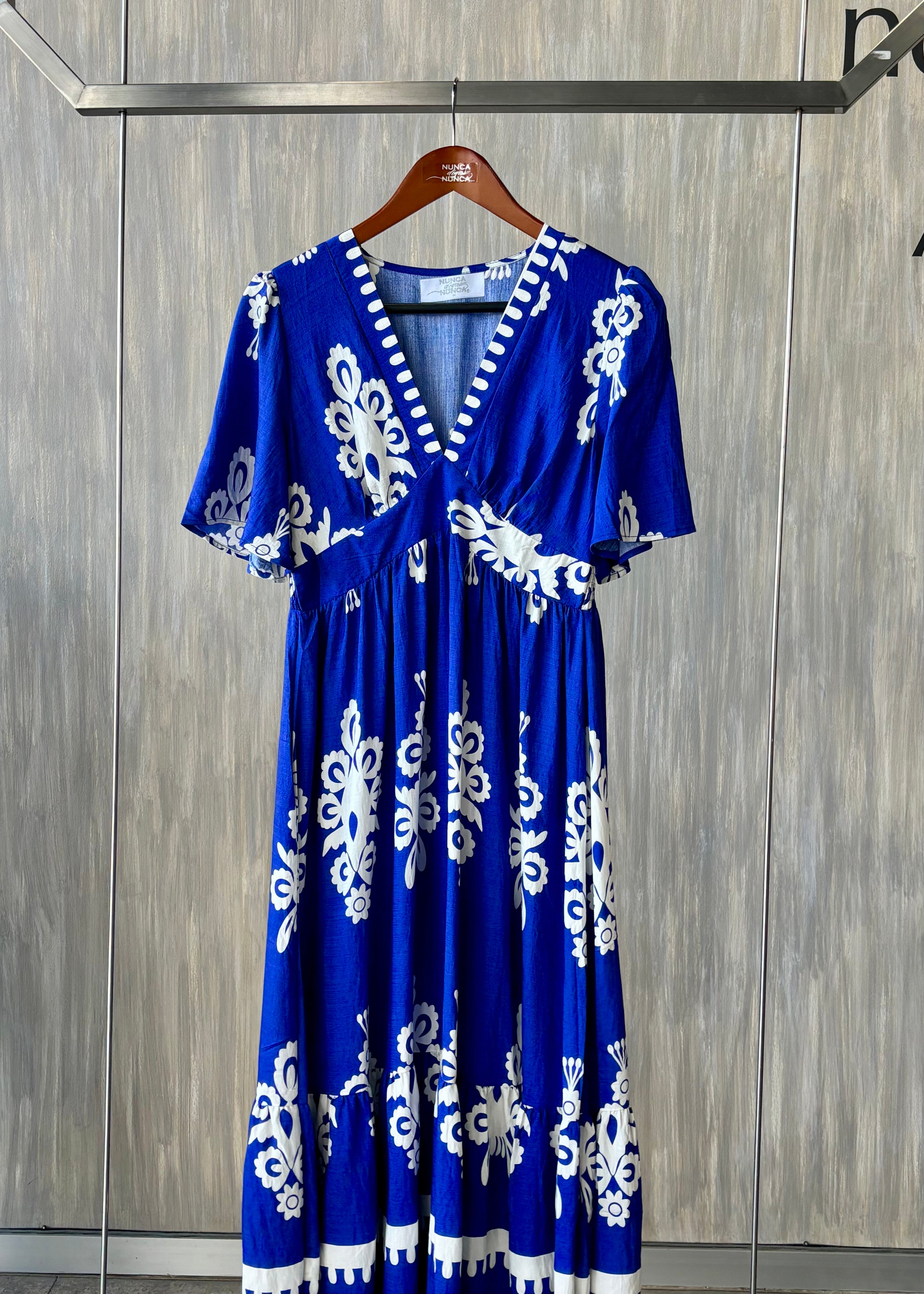 Vestido camisero cuello en V