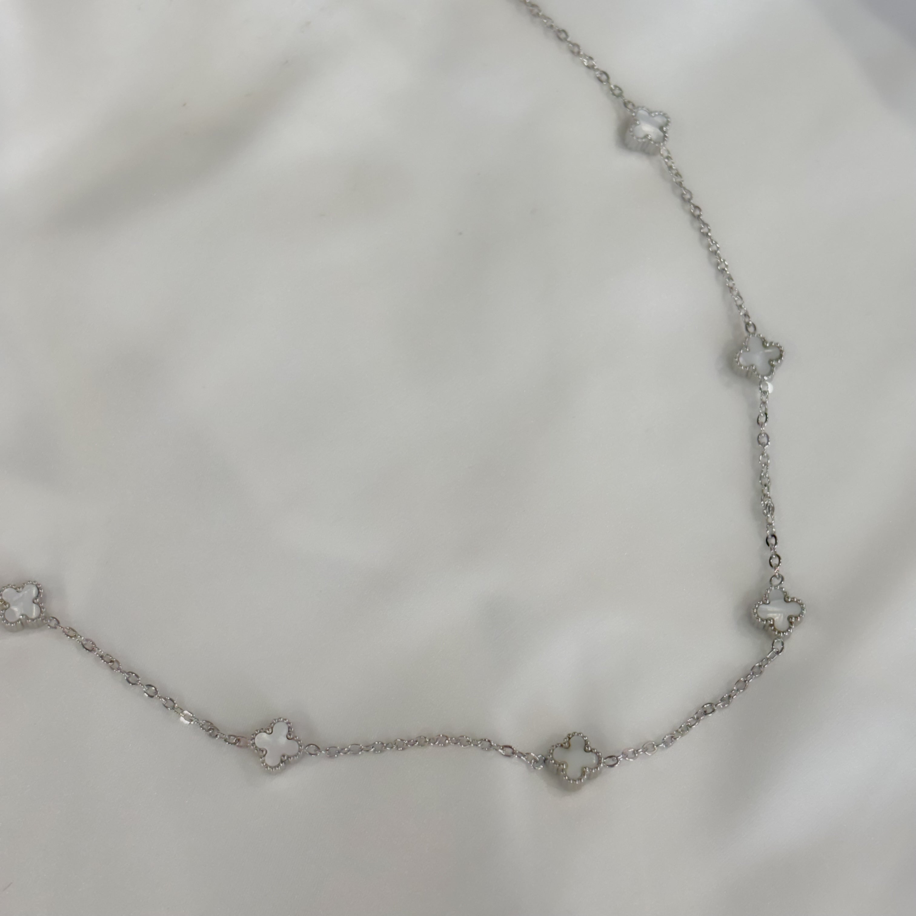Collar mini trebol