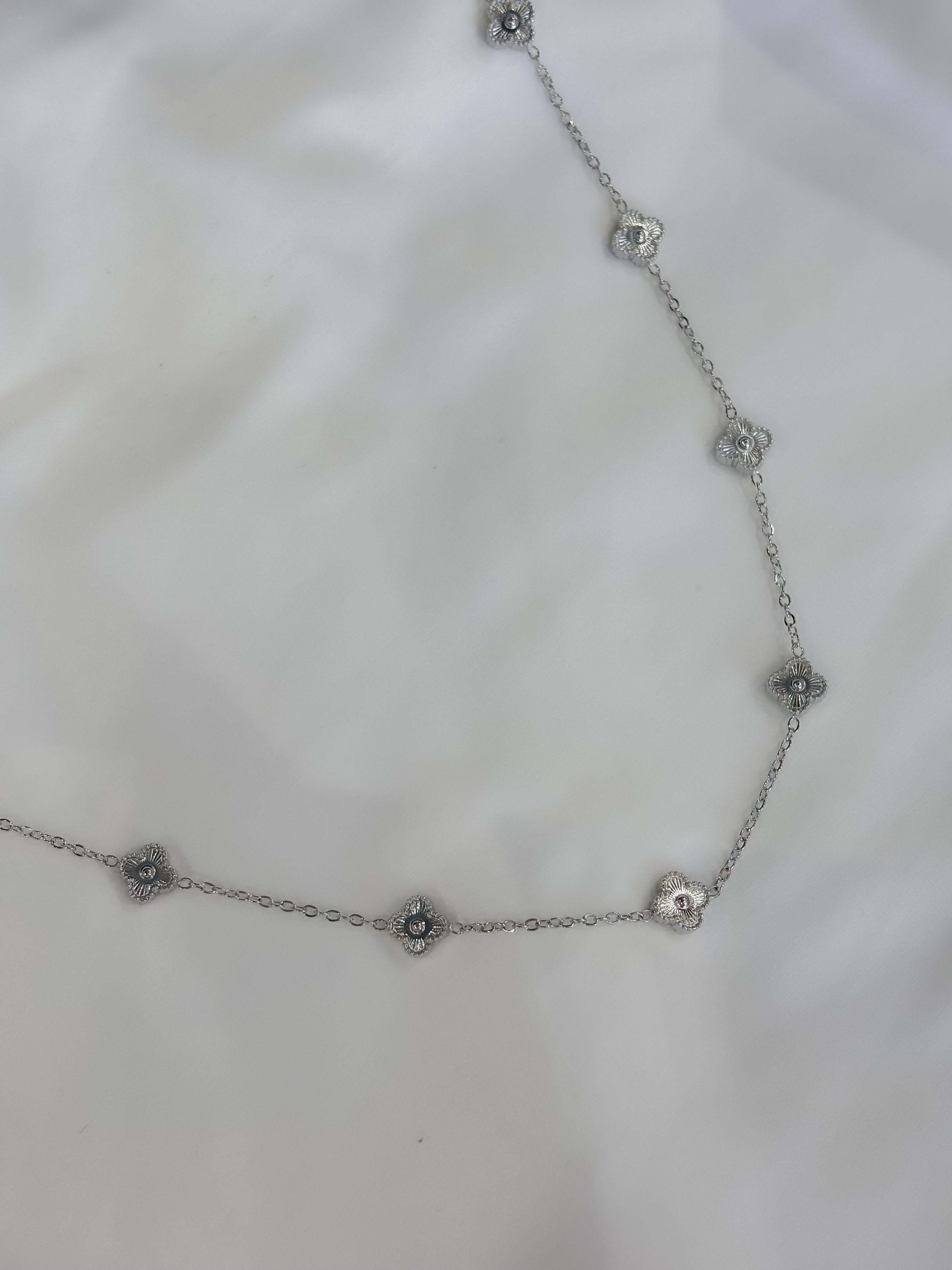 Collar mini trebol
