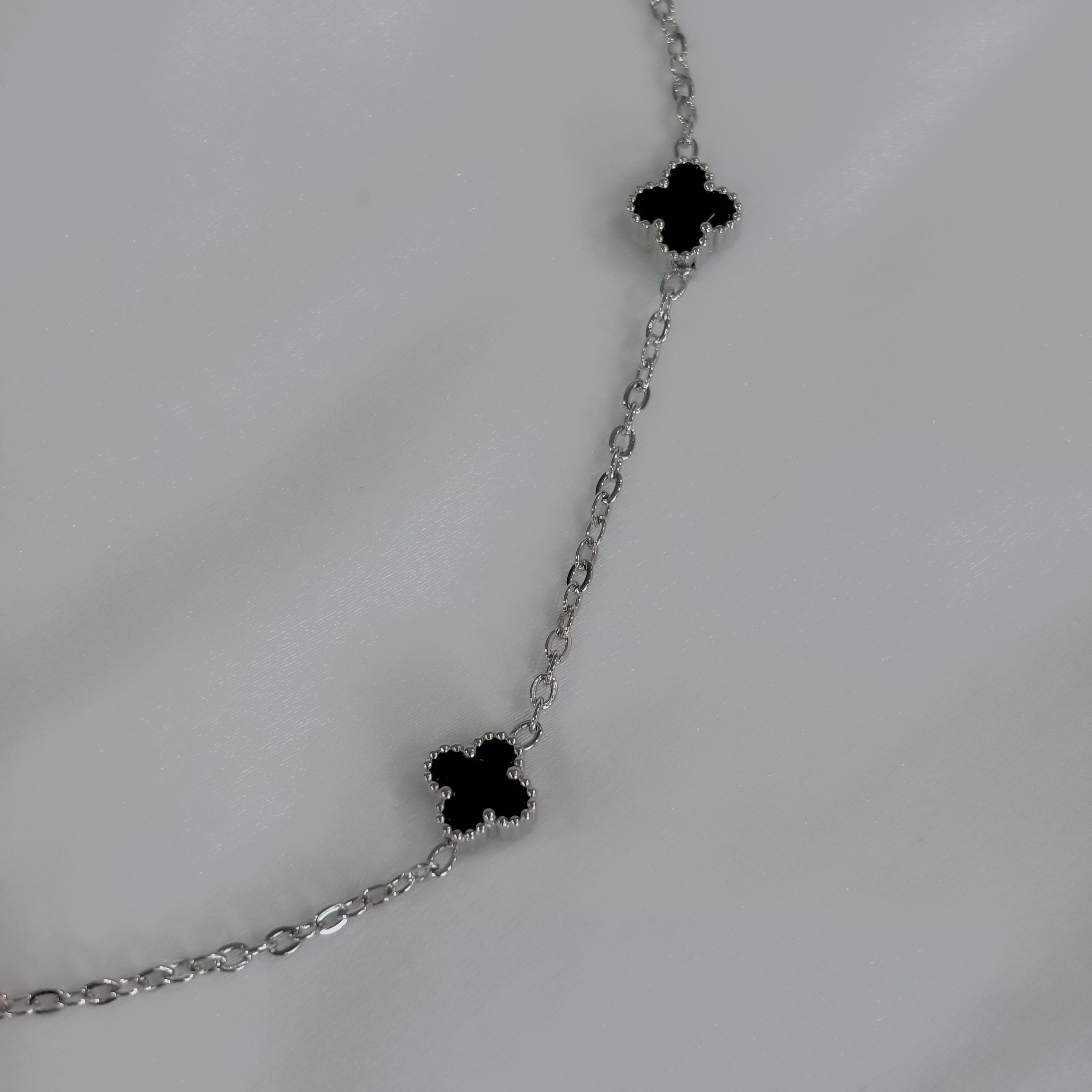 Collar mini trebol