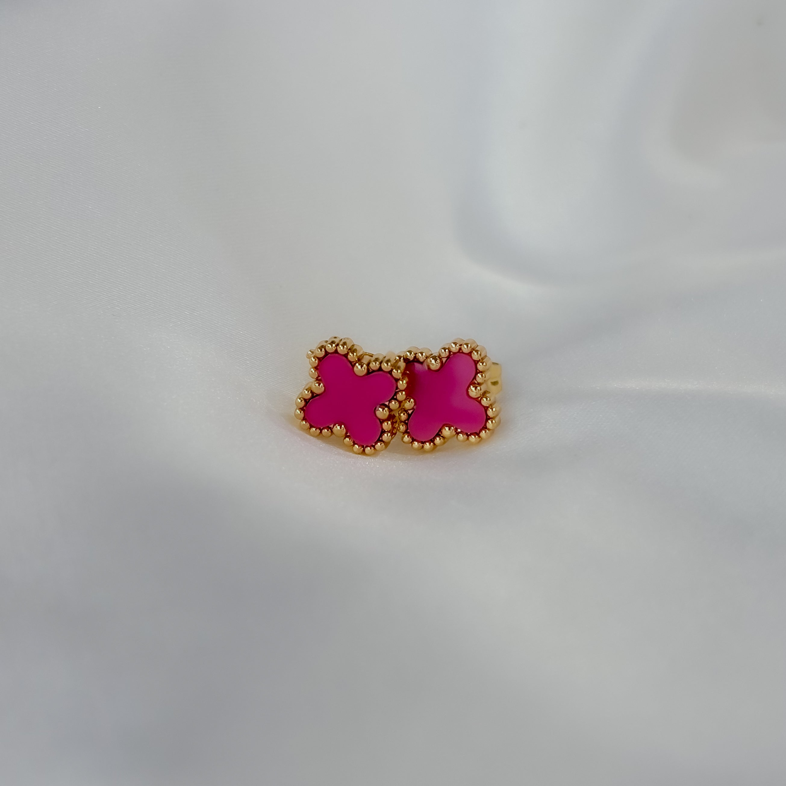 Aretes mini trébol colores