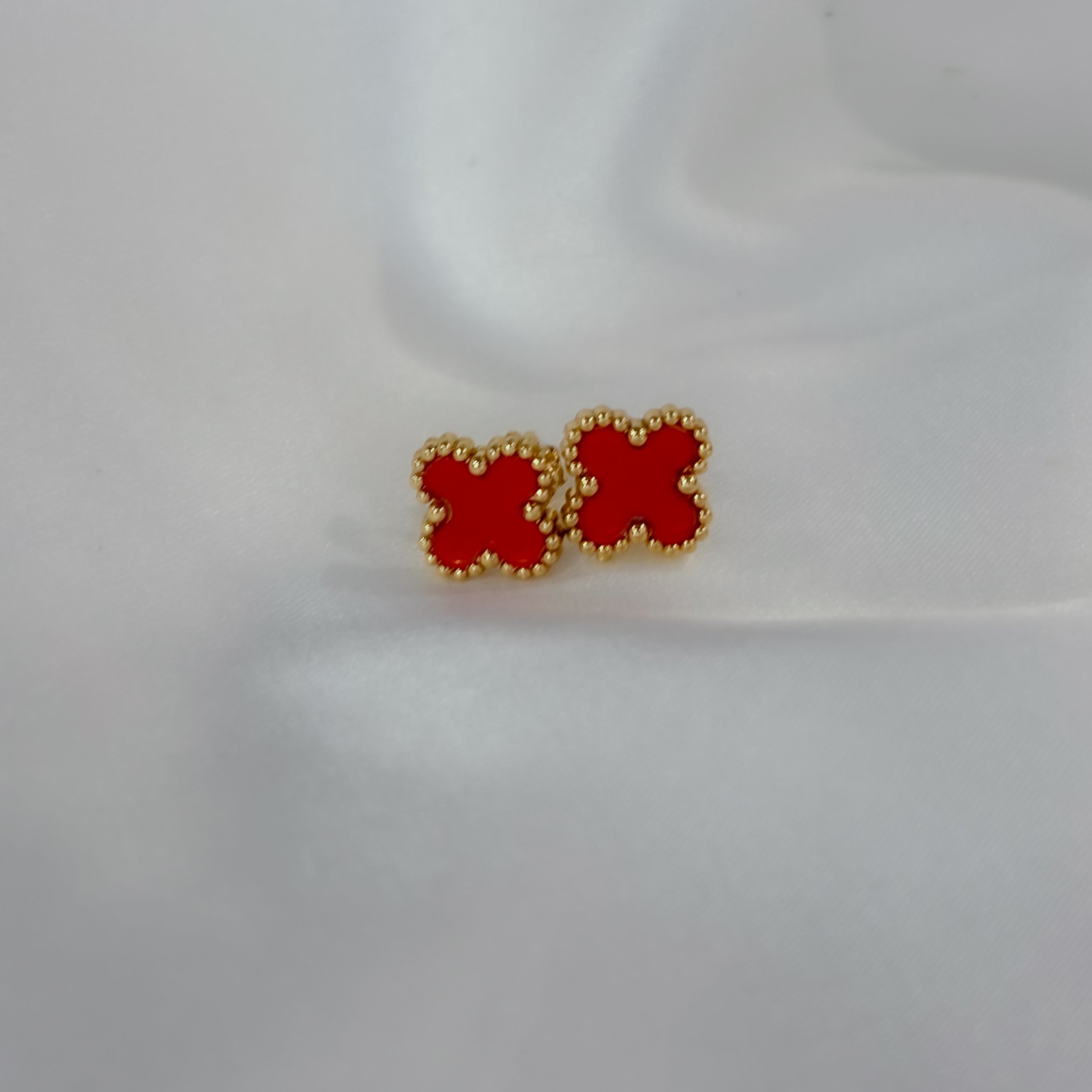 Aretes mini trébol colores