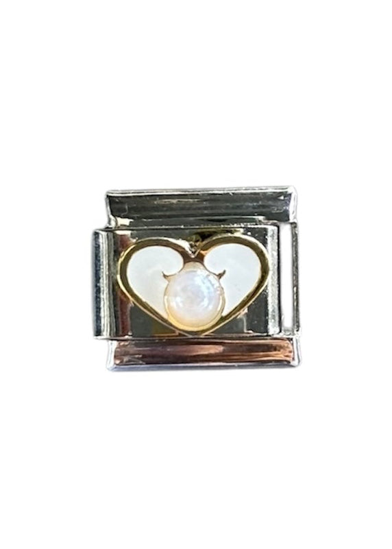 Charm corazón con perlita