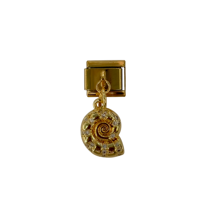 Charm con dije caracol de mar