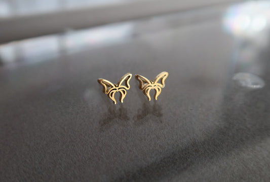 Aretes mariposa silueta