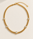 Collar NDN1102 con cinco circonitas detalle